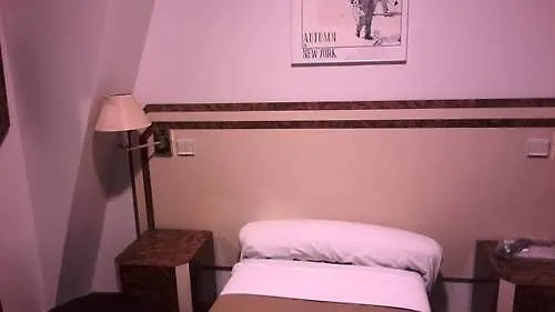 Azur Montmartre Hotell Paris